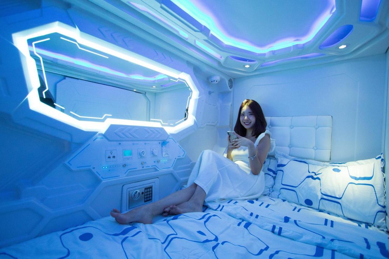 Jc Space Capsule Hotel Kuah Zewnętrze zdjęcie